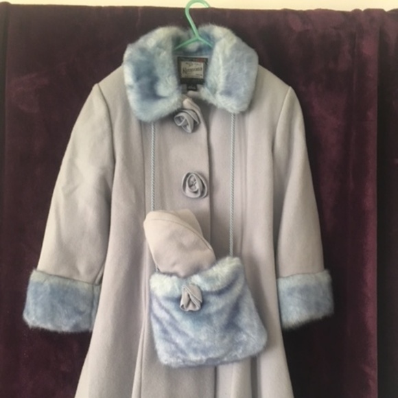 Prom Dresses and Coats - Picture 5 of 8